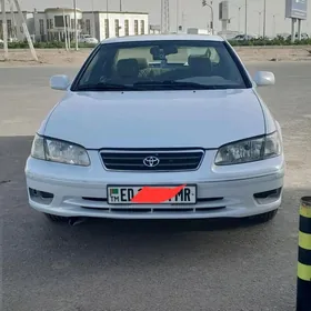Toyota Camry 1999