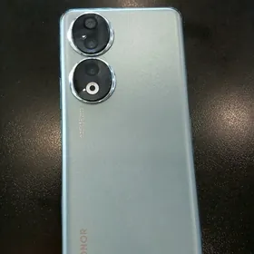 Honor90