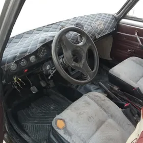 Lada 2104 1980