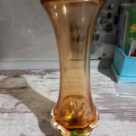 Посуда. Ваза для цветов.