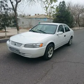 Toyota Camry 1997