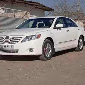 Toyota Camry 2011