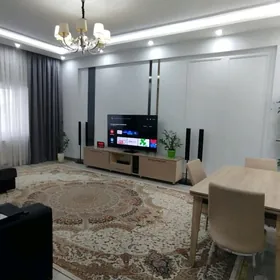 __ Arenda jay Gurtly