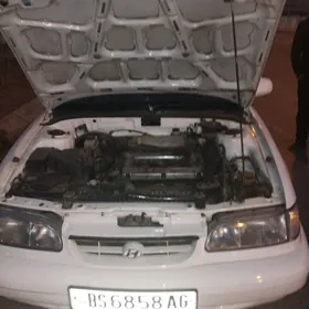 Hyundai Sonata 1996