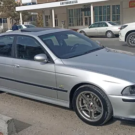 BMW E39 2002