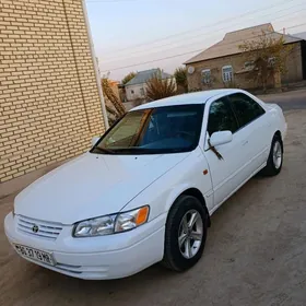 Toyota Camry 1998