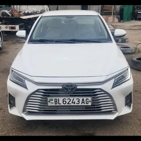 Toyota Yaris 2024