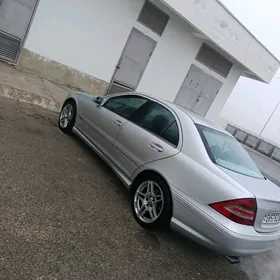 Mercedes-Benz C350 2006