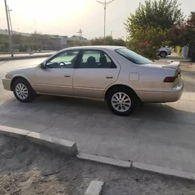 Toyota Camry 1999