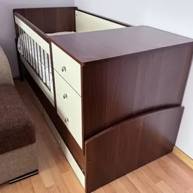 Детская кроватка трансформер