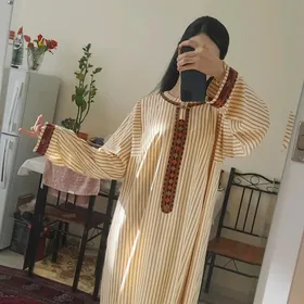 el keşde ýakaly ştapyl köýnek