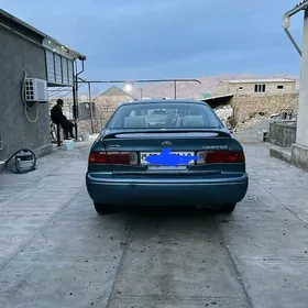 Toyota Camry 2000
