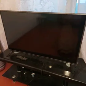 поставка под телевизор