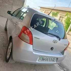 Toyota Yaris 2007