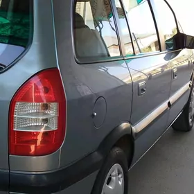 Opel Zafira 2003