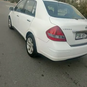 Nissan Versa 2009