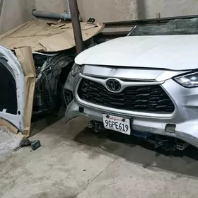 toyota highlander2021  morda