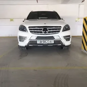 Mercedes-Benz ML350 2013