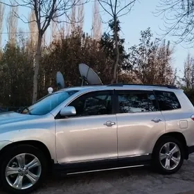 Toyota Highlander 2010