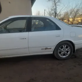Toyota Camry 2002
