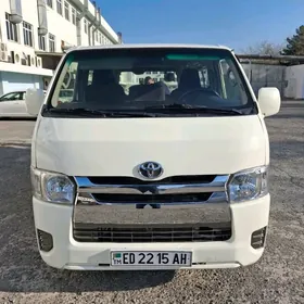 Toyota Hiace 2006