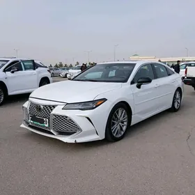 Toyota Avalon 2019