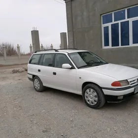 Opel Astra 1996