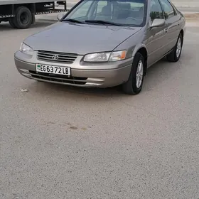 Toyota Camry 1998