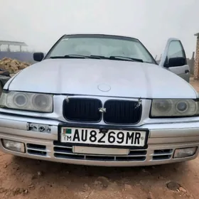 BMW 320 1992