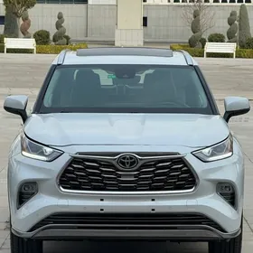 Toyota Highlander 2023