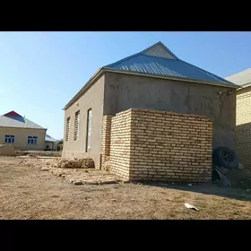 12 сотук ер, 2 ком жайы билен.