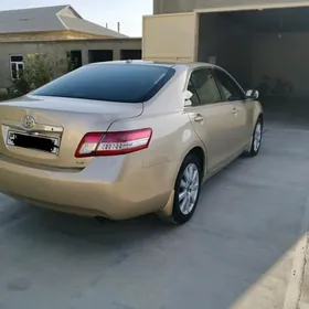 Toyota Camry 2010