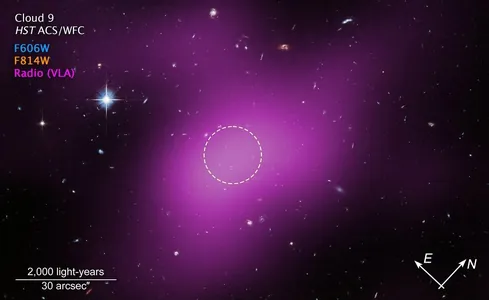 «Habbl» teleskopy kosmosda täze görnüşli obýekti tapdy: Ýyldyzsyz «Bulut 9»