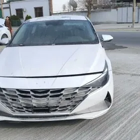 Hyundai Elantra 2021