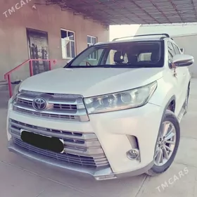 Toyota Highlander 2018