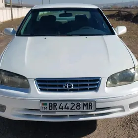 Toyota Camry 2001
