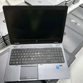 Noutbuk HP i7