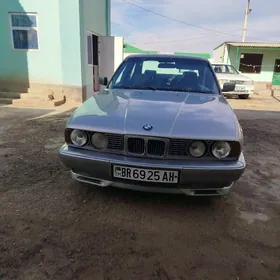 BMW 535 1990