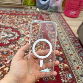 чехол на айфон 16