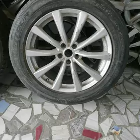 Nissan Diska Original