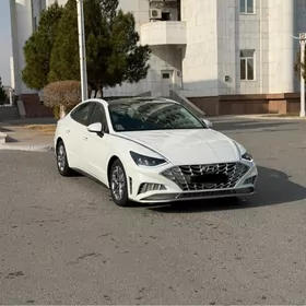 Hyundai Sonata 2021