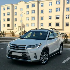 Toyota Highlander 2019