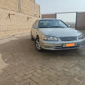 Toyota Camry 1997