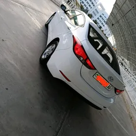 Hyundai Elantra 2014