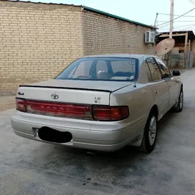 Toyota Camry 1993