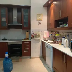 Нефтегаз 2 комн 5 этаж