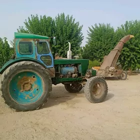 MTZ 82 2002