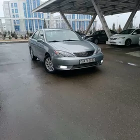 Toyota Camry 2005