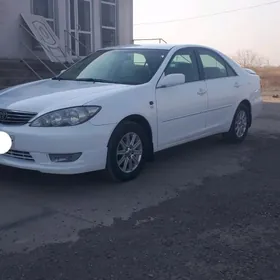 Toyota Camry 2005