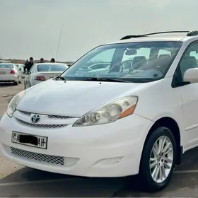 Toyota Sienna 2008